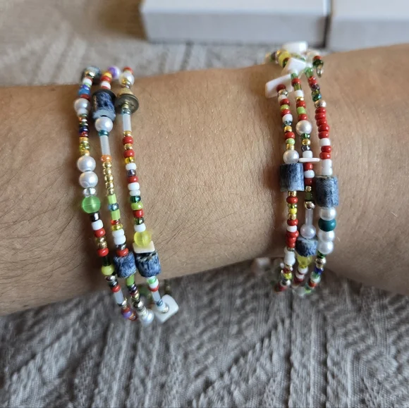 Beaded Bracelets Handmade Unique Set of Two - Picture 4 of 7